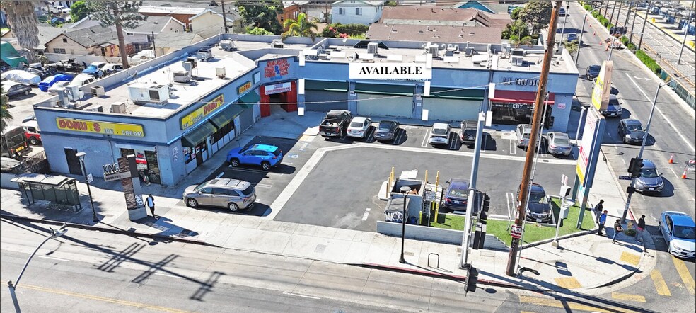3775 S Western Ave, Los Angeles, CA à louer - Photo de l’immeuble – Image 1 sur 16