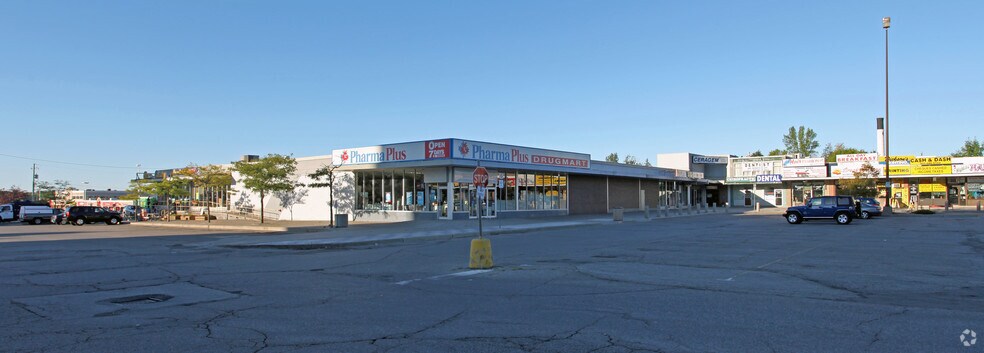 134-226 Harwood Ave S, Ajax, ON à louer - Photo de l’immeuble – Image 3 sur 5