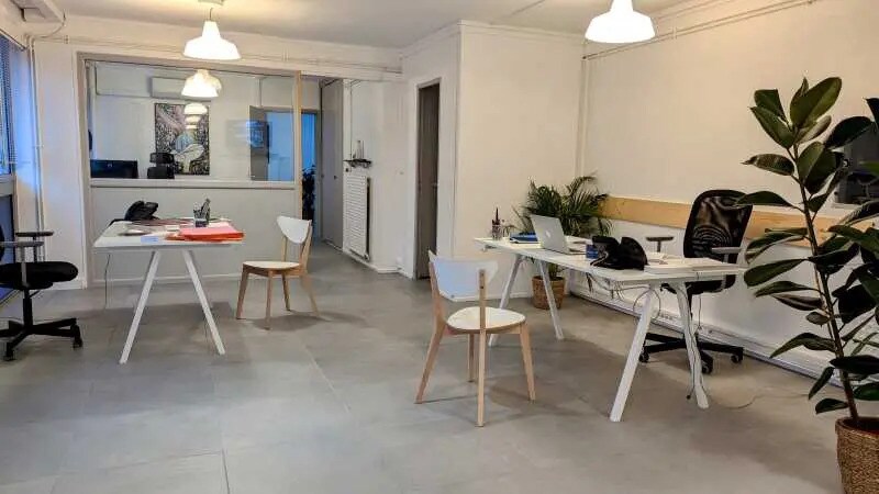 Bureau dans Bordeaux à vendre - Photo de l’immeuble – Image 2 sur 6