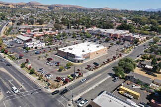 Plus de détails pour 2001-2111 Solano Ave, Vallejo, CA - Local commercial à louer