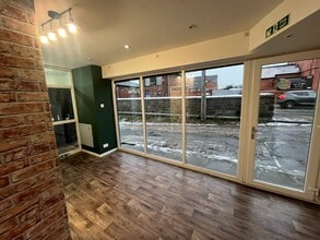 7 Moss Ln, Manchester à louer Photo intérieure– Image 1 sur 5