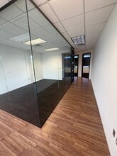 3333 E Camelback Rd, Phoenix, AZ à louer Photo intérieure– Image 2 sur 7