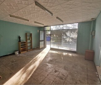 Plus de détails pour Local commercial à louer