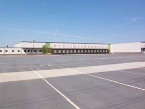 11922 General Dr, Charlotte, NC à louer - Photo de l’immeuble – Image 2 sur 13