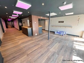 12 Bolton St, Bury à louer Photo intérieure– Image 2 sur 22