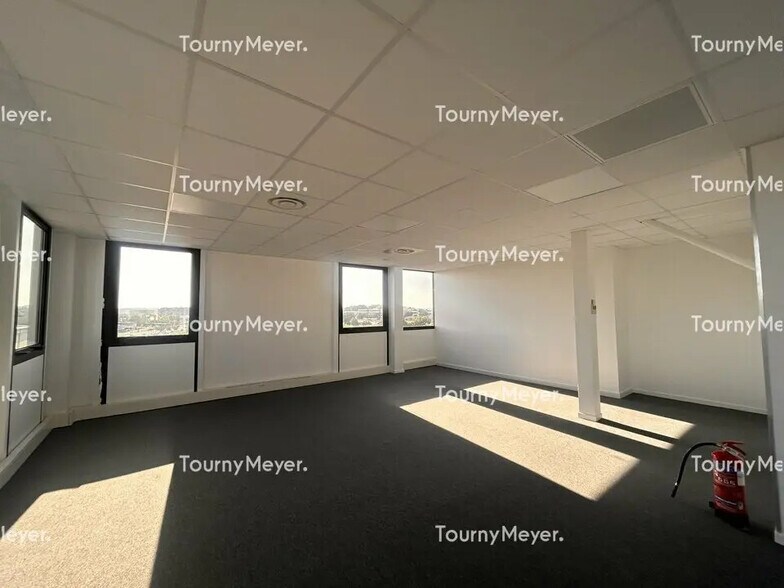 Bureau dans Toulouse à louer - Photo de l’immeuble – Image 3 sur 8