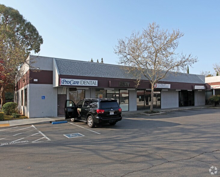 11050 Coloma Rd, Rancho Cordova, CA à vendre - Photo de l’immeuble – Image 2 sur 3