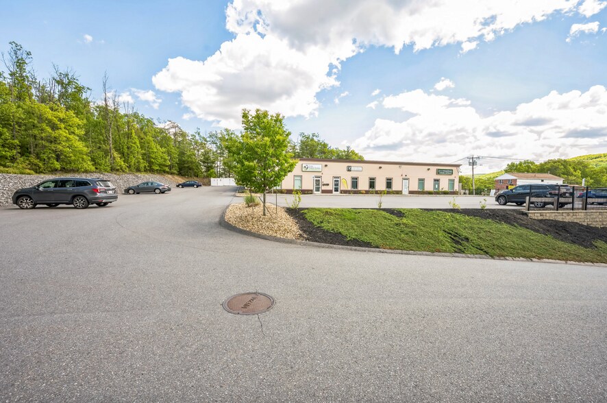 50 Whalon St, Fitchburg, MA à vendre - Photo de l’immeuble – Image 3 sur 7