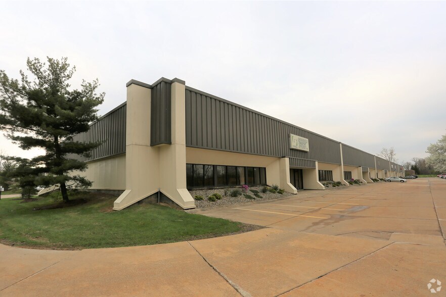 1130 Industrial Pky N, Brunswick, OH à louer - Photo de l’immeuble – Image 2 sur 8