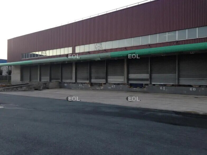 Industriel/Logistique dans Combs-la-Ville à louer - Photo de l’immeuble – Image 3 sur 3