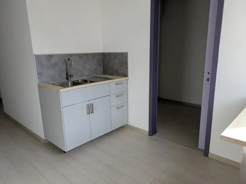 Bureau dans Grenoble à vendre - Photo intérieure – Image 3 sur 8