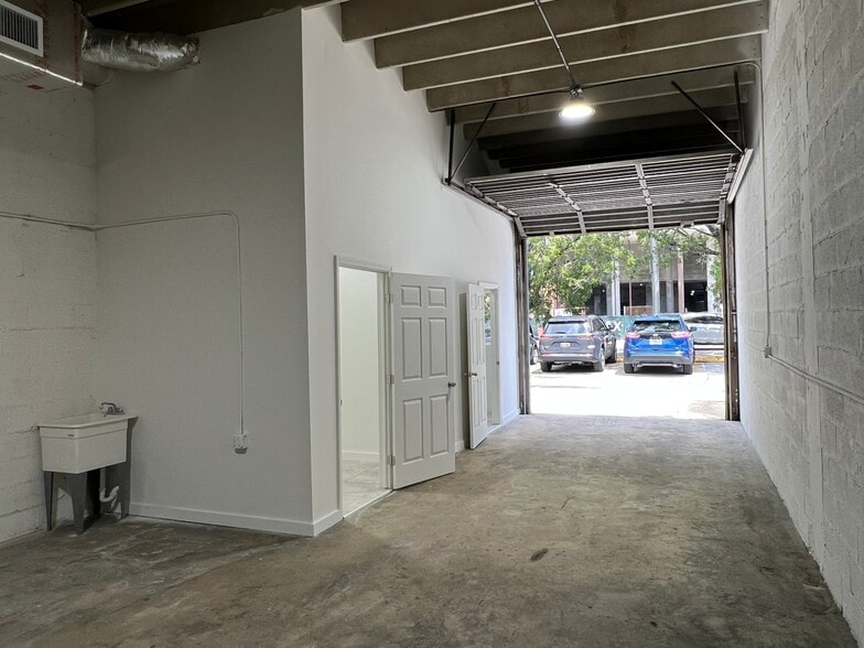 1600-1616 NW 20th St, Miami, FL à louer - Photo de l’immeuble – Image 3 sur 4