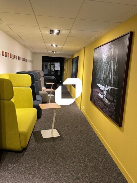 Bureau dans VILLENEUVE-D'ASCQ à vendre - Hall d’entrée – Image 2 sur 23
