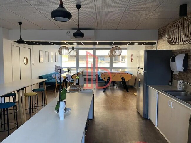 Plus de détails pour Bureau à louer