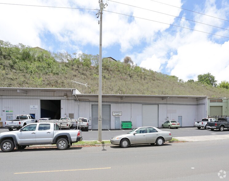 96-1225 Waihona St, Pearl City, HI à louer - Photo de l’immeuble – Image 2 sur 3