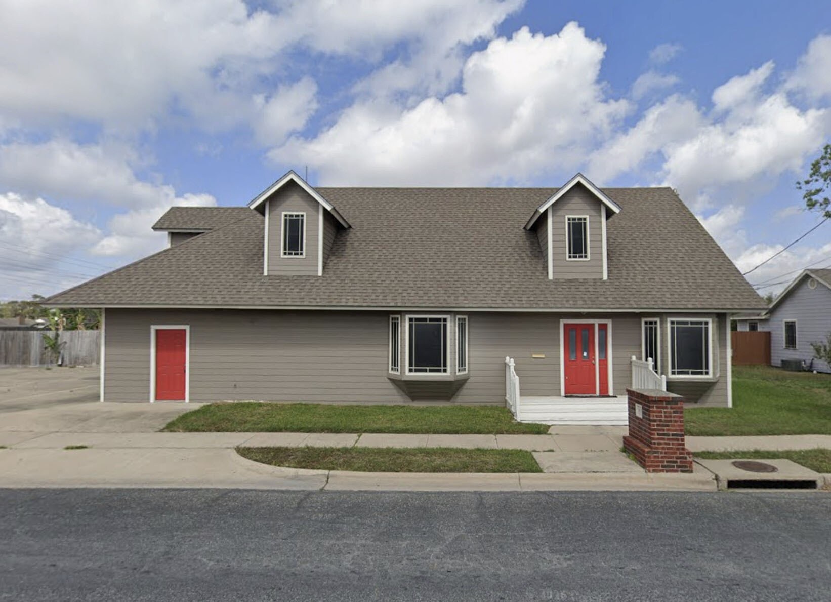 5625 Betty Jean Dr, Corpus Christi, TX à louer Photo de l’immeuble– Image 1 sur 11
