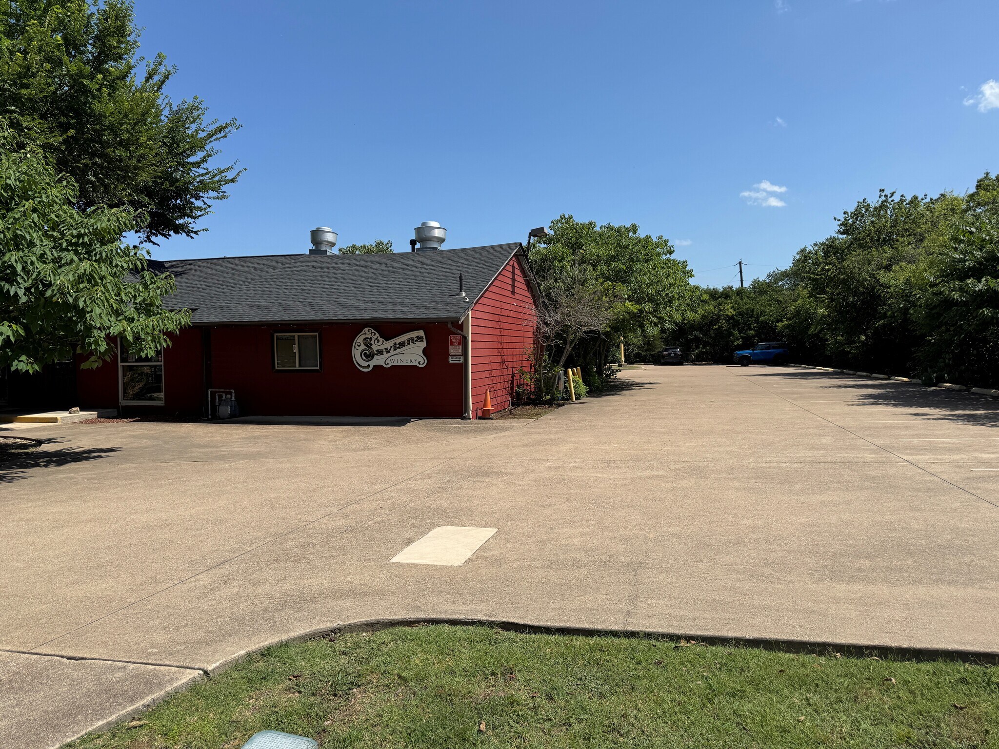 316 Cooper St, Cedar Hill, TX à louer Photo de l’immeuble– Image 1 sur 11