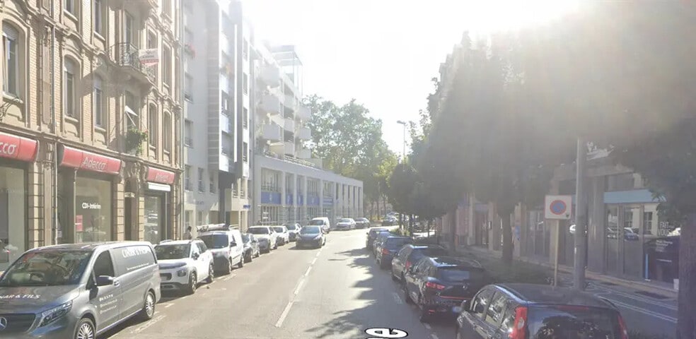 Local commercial dans Mulhouse à louer - Photo de l’immeuble – Image 3 sur 6