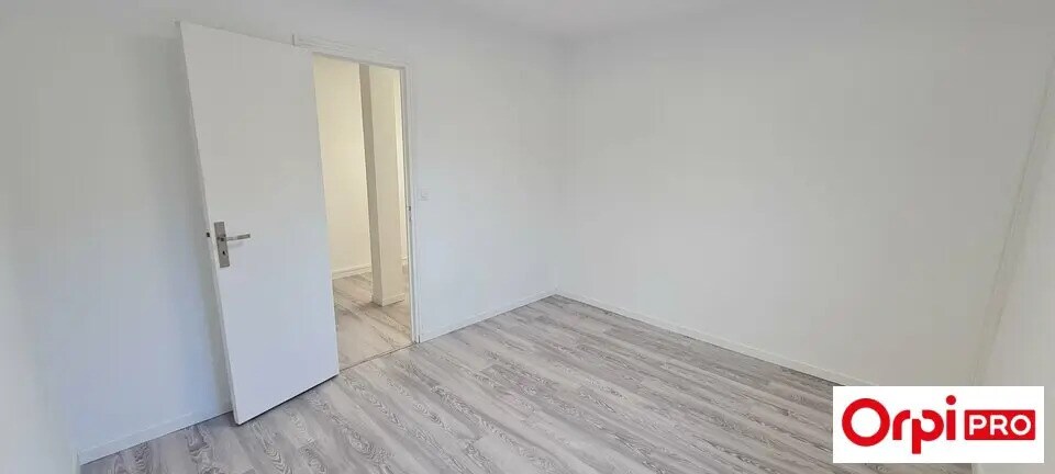 Bureau dans Lamballe-Armor à louer - Photo intérieure – Image 3 sur 8