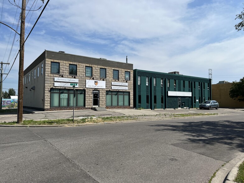 4702 1st St SW, Calgary, AB à louer - Photo de l’immeuble – Image 2 sur 6