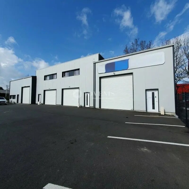 Local d’activités dans Malville à louer Photo de l’immeuble– Image 1 sur 4
