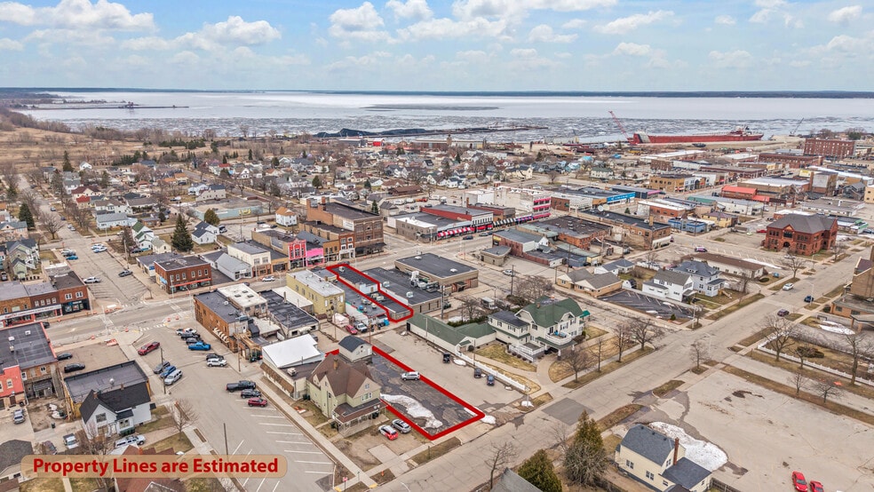 1211 Ludington St, Escanaba, MI à vendre - Aérien – Image 3 sur 32