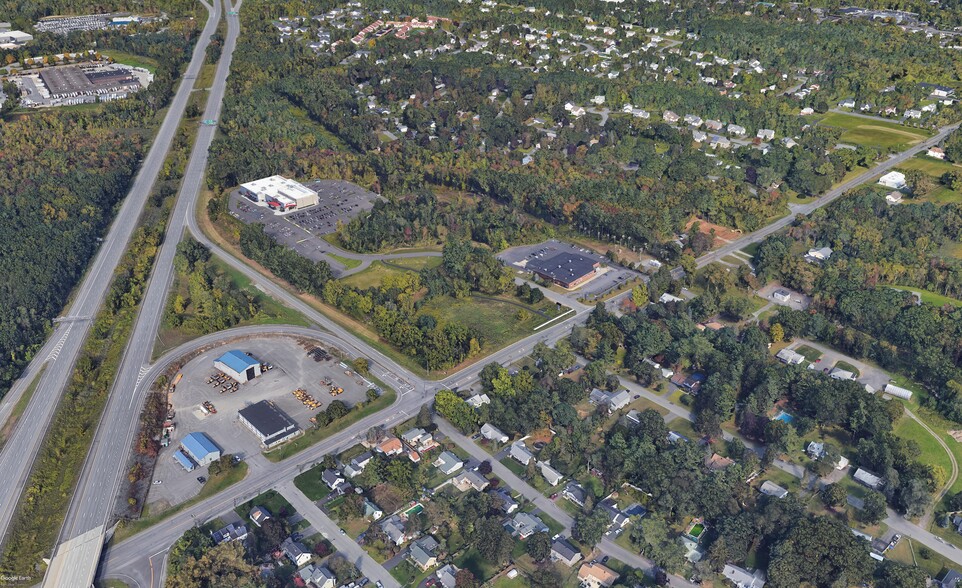 687 Watervliet Shaker Rd, Latham, NY à louer - Aérien – Image 3 sur 7