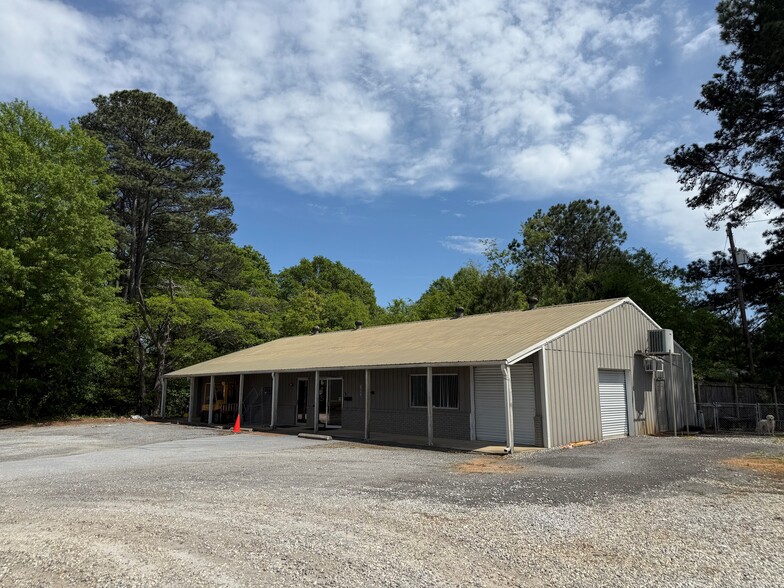100 + 104 Miller Road, Mauldin portefeuille de 3 biens à vendre sur LoopNet.fr - Photo de l’immeuble – Image 2 sur 3