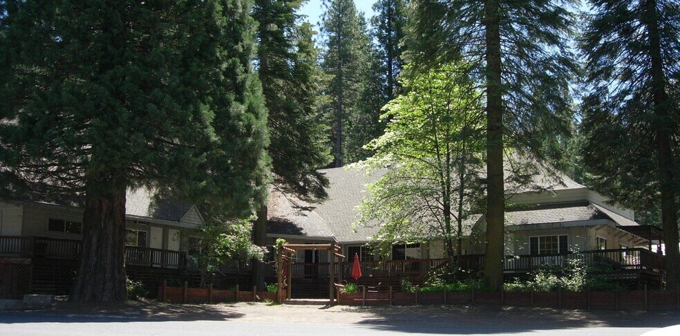 890 Highway 4, Arnold, CA à vendre - Photo de l’immeuble – Image 2 sur 21