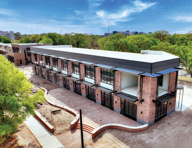 Plus de détails pour 12100 Collegiate Way, Orlando, FL - Local commercial à louer