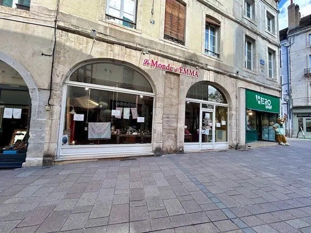 Local commercial dans Chalon-sur-Saône à louer - Photo de l’immeuble – Image 1 sur 3