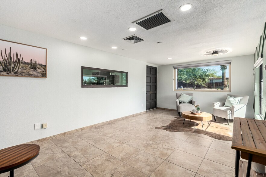 727 N Swan Rd, Tucson, AZ à vendre - Photo de l’immeuble – Image 3 sur 21