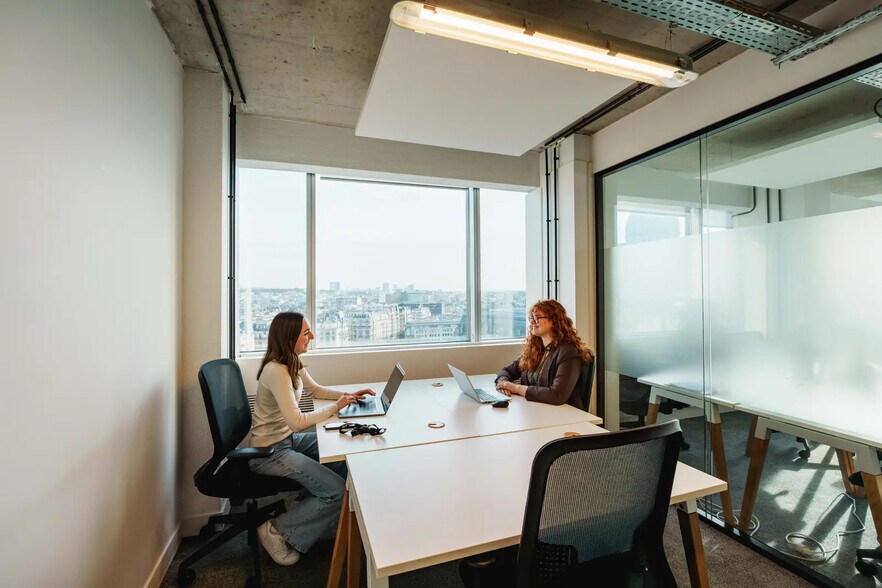 207 Rue De Bercy, Paris à louer - Photo de l’immeuble – Image 1 sur 8