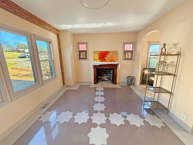 1022 Virginia Ave, Nashville, TN à vendre - Photo de l’immeuble – Image 3 sur 6