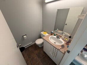 3757 Jacombs Rd, Richmond, BC à louer Photo intérieure– Image 2 sur 4