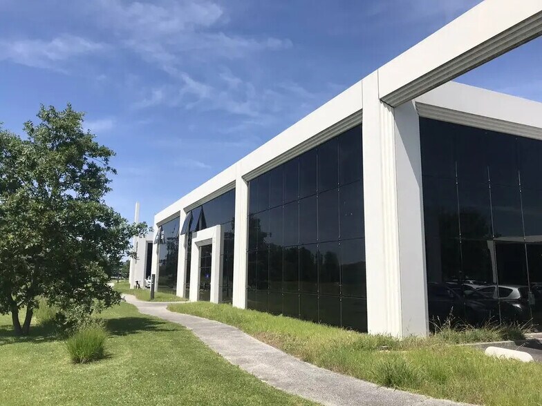 Bureau dans Labège à louer - Photo de l’immeuble – Image 2 sur 14