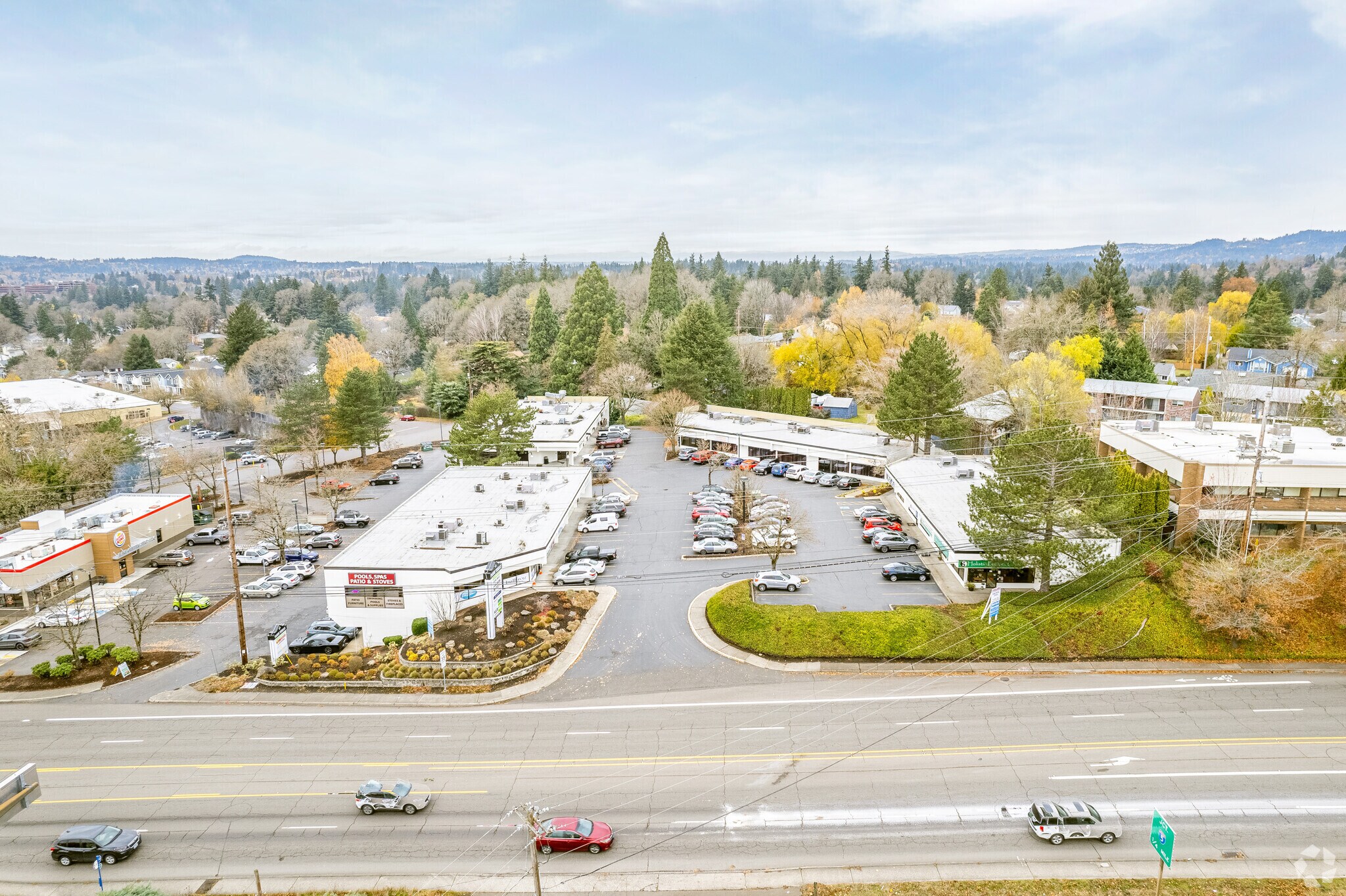 11525-11539 SW Pacific Hwy, Tigard, OR à louer Aérien– Image 1 sur 6