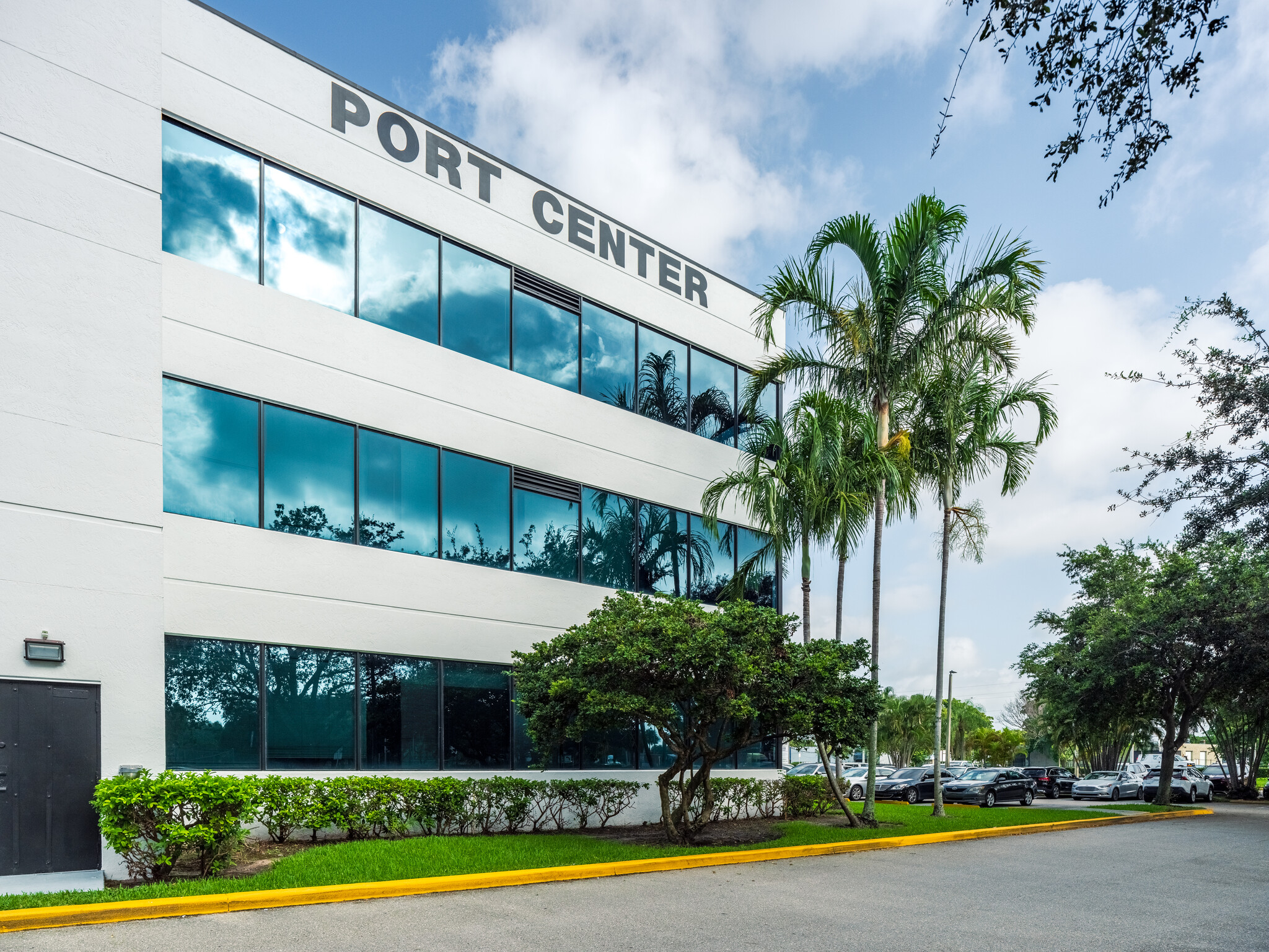 2051 Dr Martin Luther King Jr Blvd, Riviera Beach, FL à vendre Photo principale– Image 1 sur 2