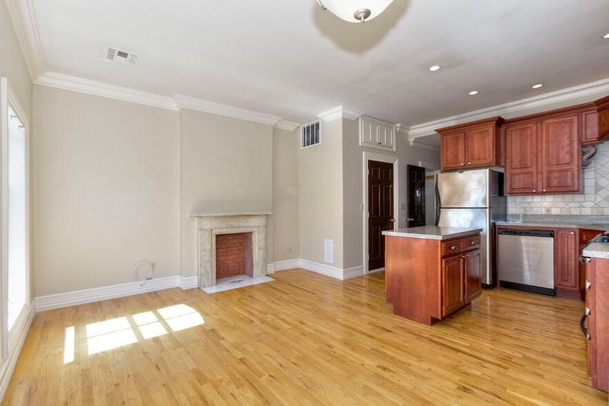 148 Sussex St, Jersey City, NJ à vendre - Photo de l’immeuble – Image 3 sur 18