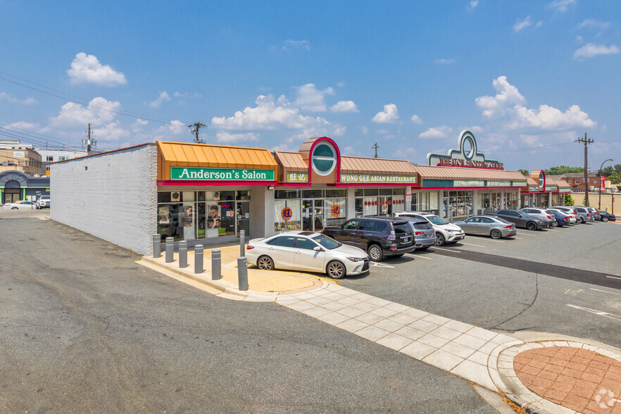 2401-2419 University Blvd W, Wheaton, MD à louer - Photo de l’immeuble – Image 1 sur 3