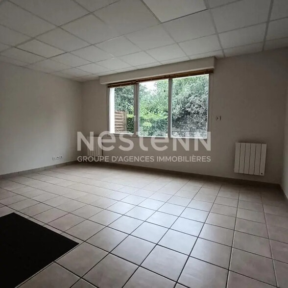 Bureau dans Vannes à louer - Photo de l’immeuble – Image 1 sur 4