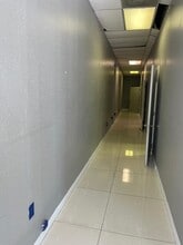 6801-6925 W Colonial Dr, Orlando, FL à louer Photo intérieure– Image 2 sur 5