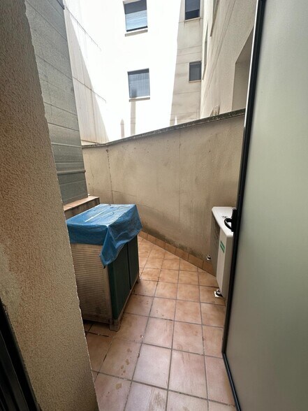 View Photo