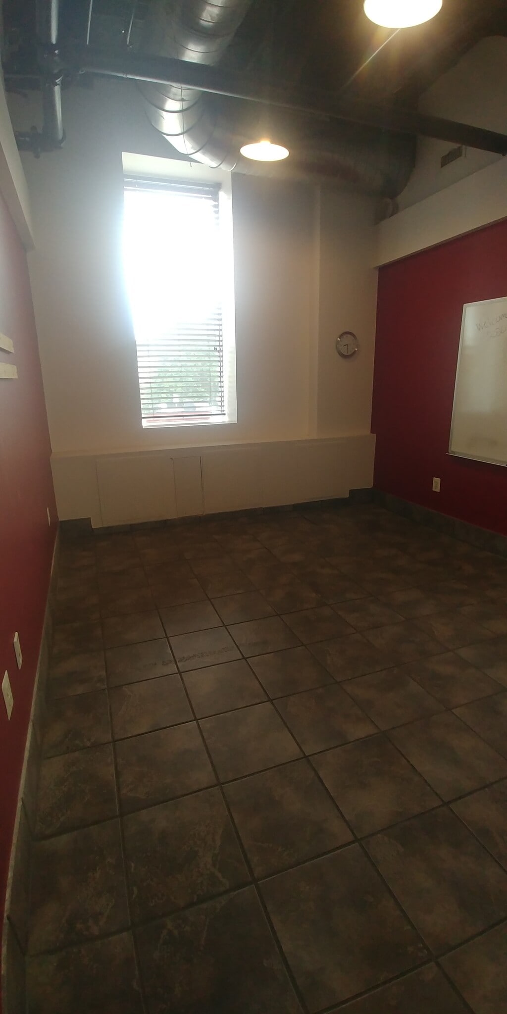 101 E 8th Ave, Conshohocken, PA à louer Photo intérieure– Image 1 sur 4