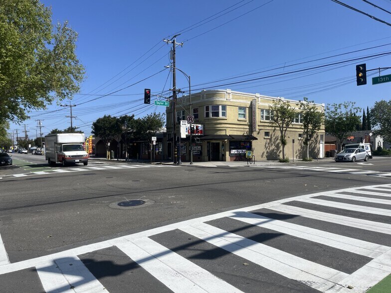 700-702 N 13th St, San Jose, CA à vendre - Photo de l’immeuble – Image 1 sur 19