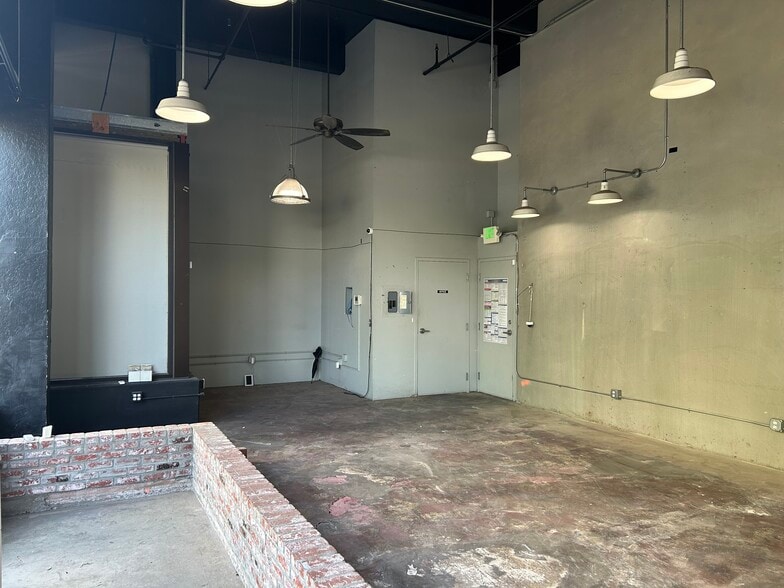 2355 Broadway, Oakland, CA à louer - Photo de l’immeuble – Image 3 sur 6