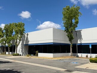 Plus de détails pour 94 W Cochran St, Simi Valley, CA - Local d’activités à vendre