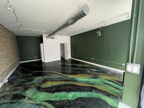 5632-52 N Clark St, Chicago, IL à louer Photo intérieure– Image 2 sur 2