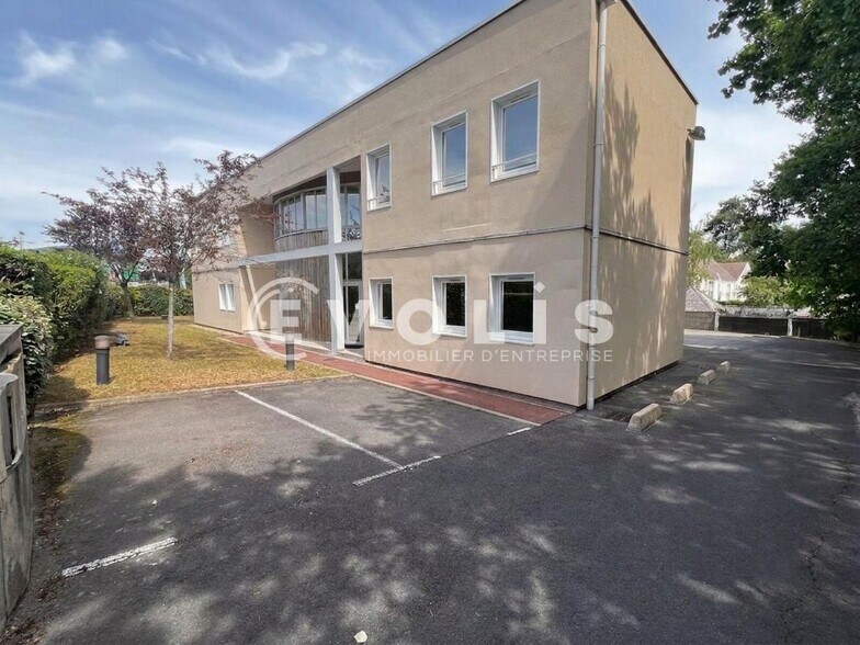 Local d'activités dans Gometz Le Chatel à vendre - Photo de l’immeuble – Image 2 sur 19