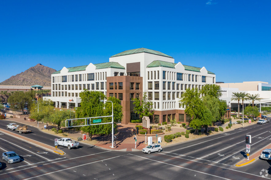 7150 E Camelback Rd, Scottsdale, AZ à louer - Photo de l’immeuble – Image 1 sur 9